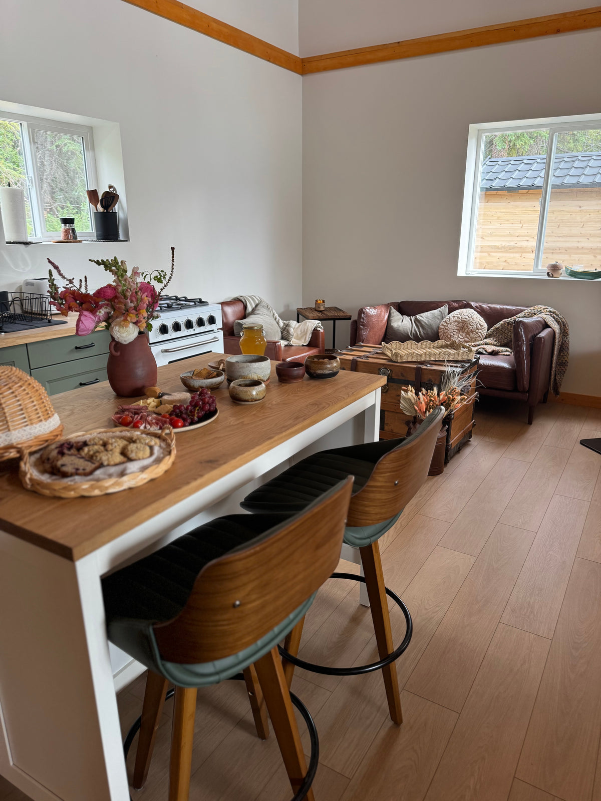 Cozy Nights: Pottery Retreat - Sept 17-19